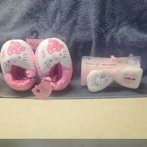 Hello Kitty Pink Plush Slippers and Headband Set. Skippers are size 7/8.